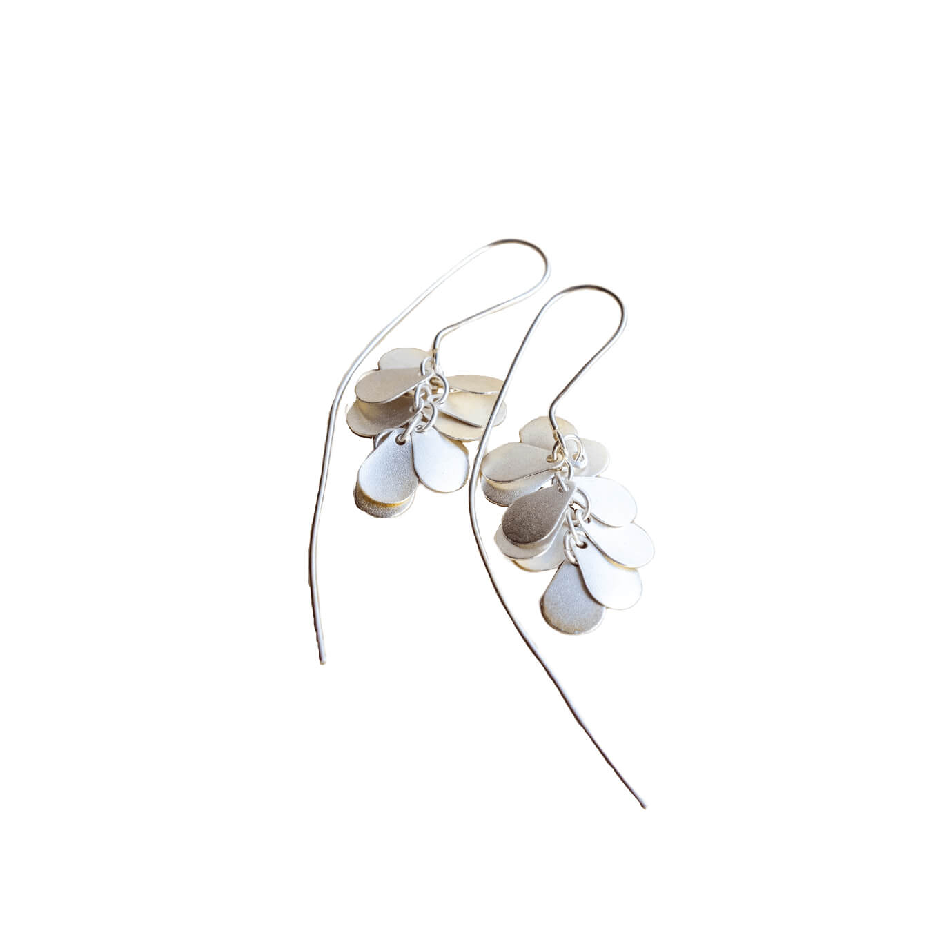 SUI - Silver tassel with frosted small round piece earrings