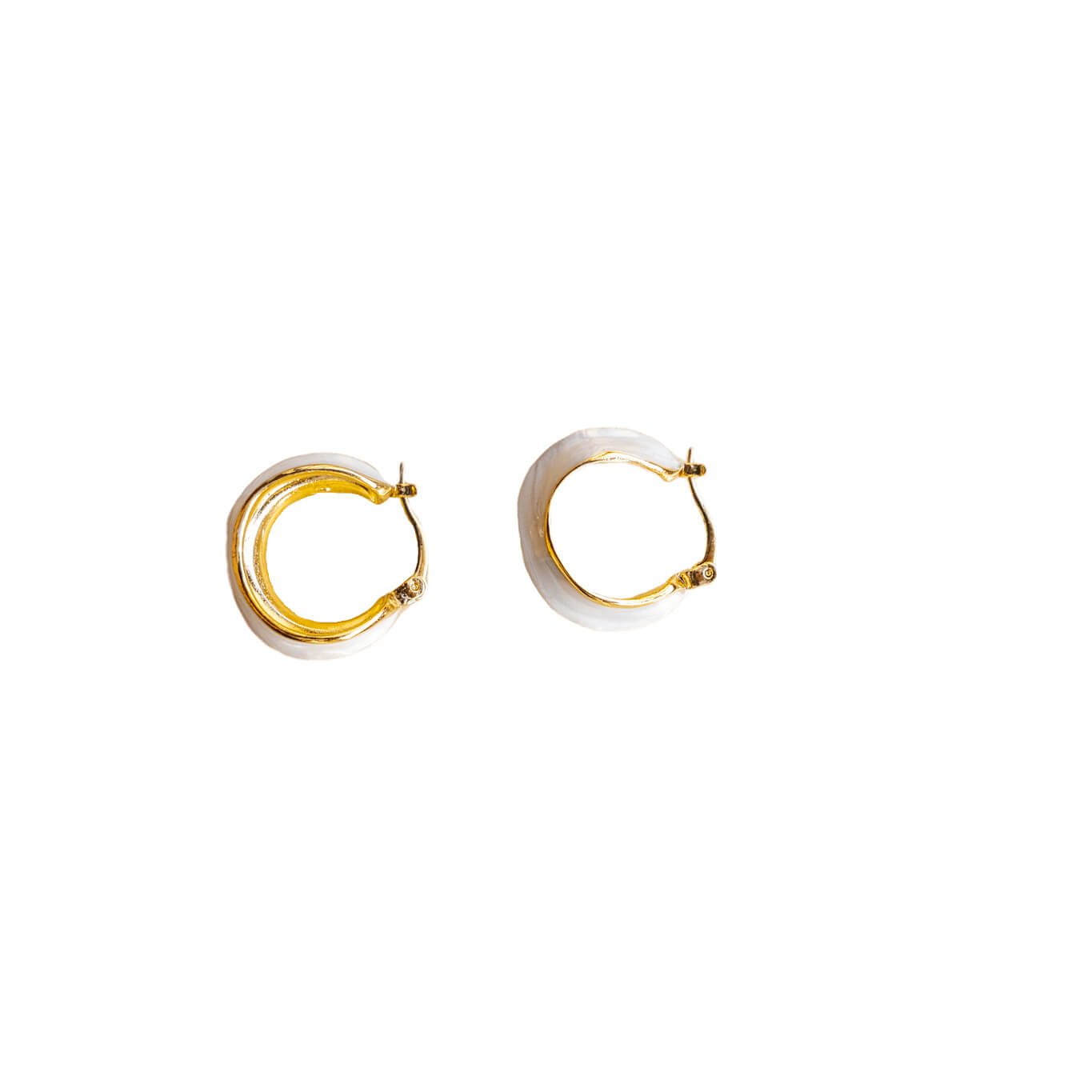 Creamy White Circle Earrings